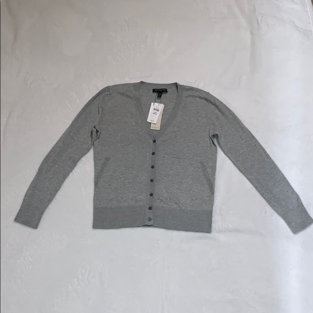 Banana Republic Sweater Grey V-Neck